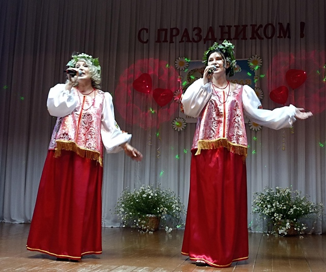 Семья - любви великой царство