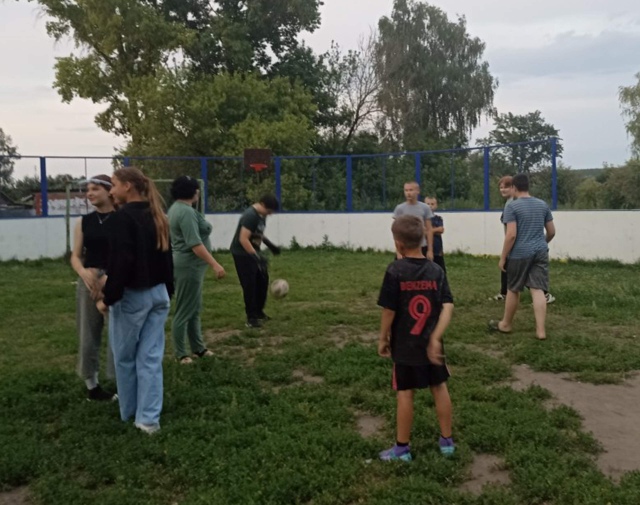 Спортивное мероприятие для детей "Мы за здоровый образ жизни"