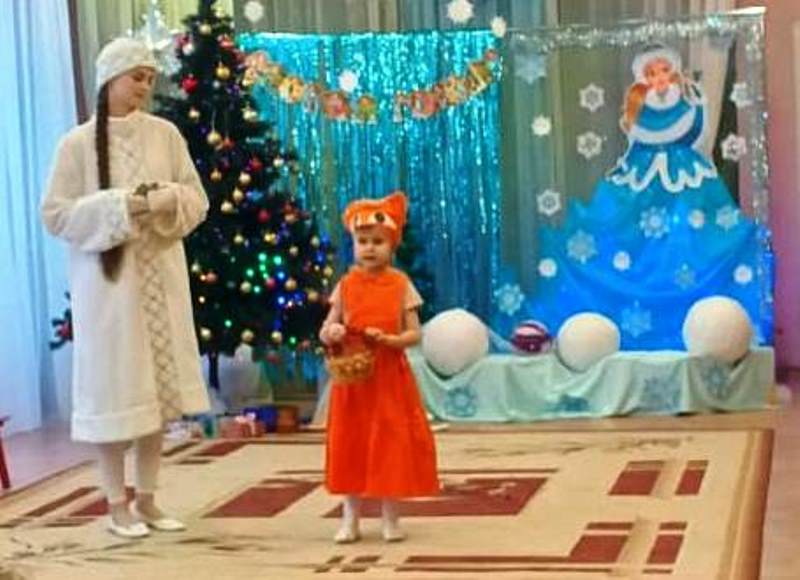 Праздник «Прощание с ёлочкой»