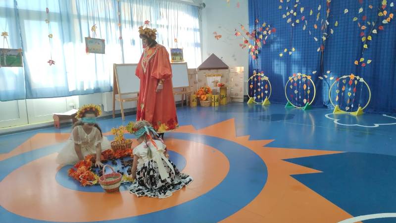 Праздник осени в группе Пчёлки