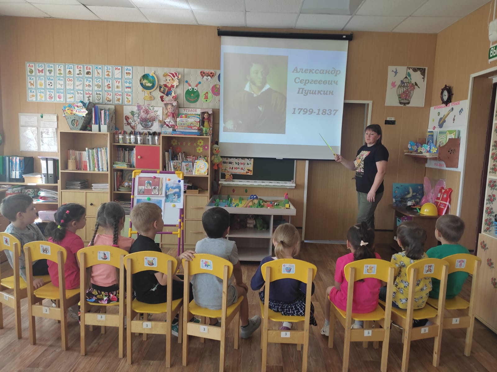 6 июня в России отмечается день рождения Пушкина.