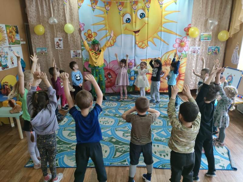 День смеха в детском саду День смеха в детском саду