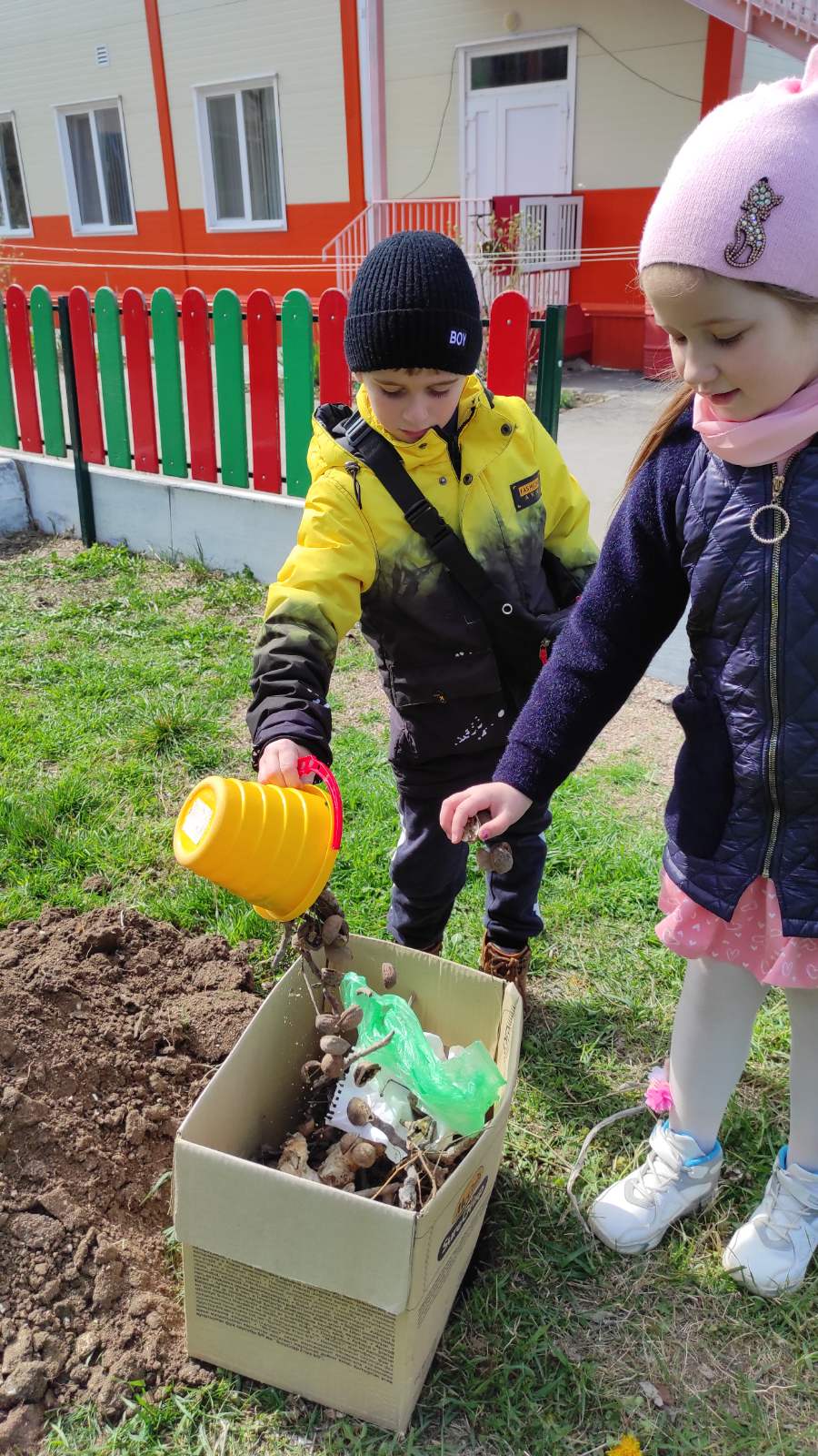 "Субботник" гр. "Весёлые котята"