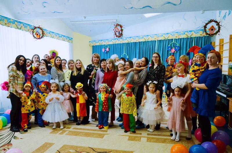 8 марта