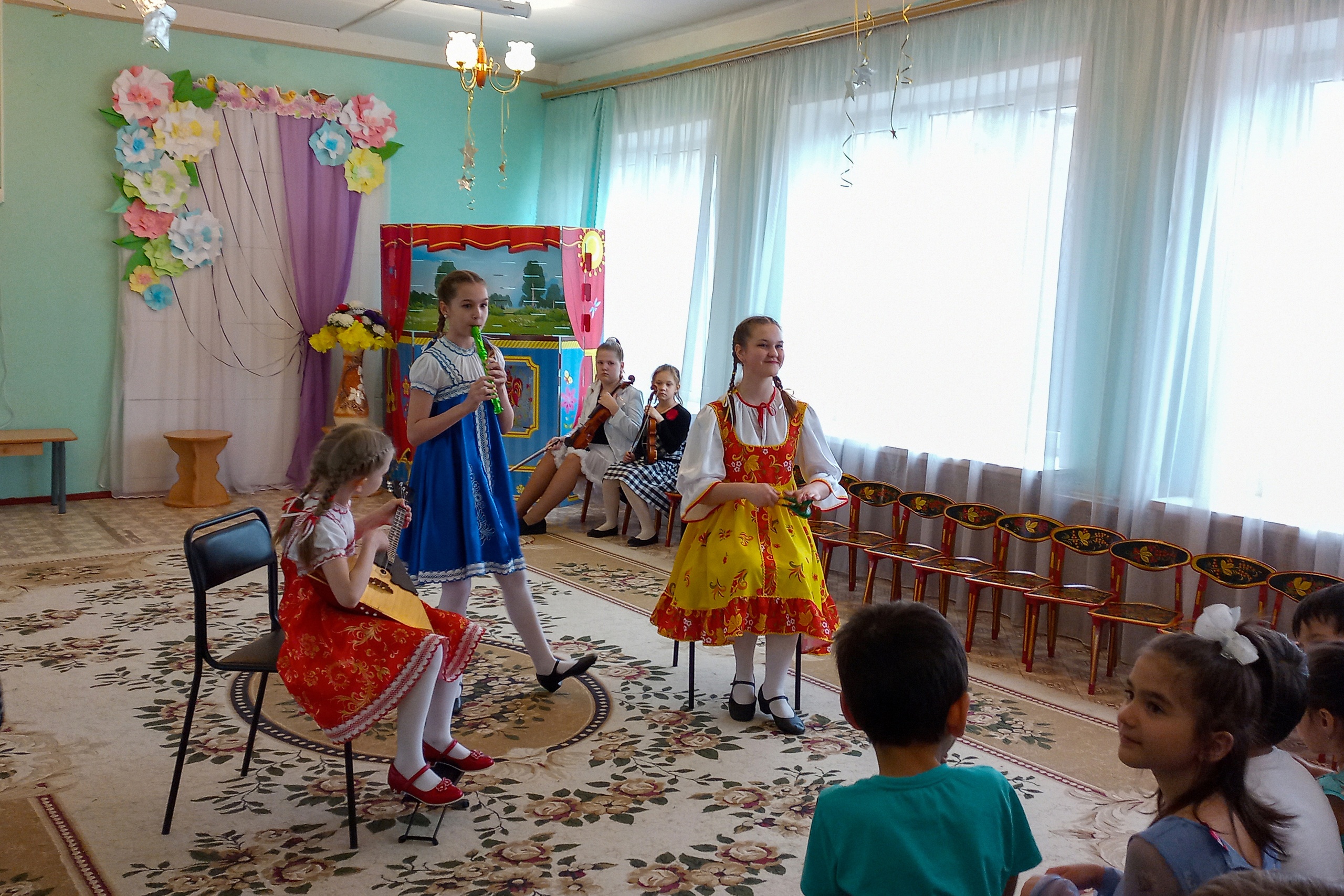 Прикоснемся к музыке.