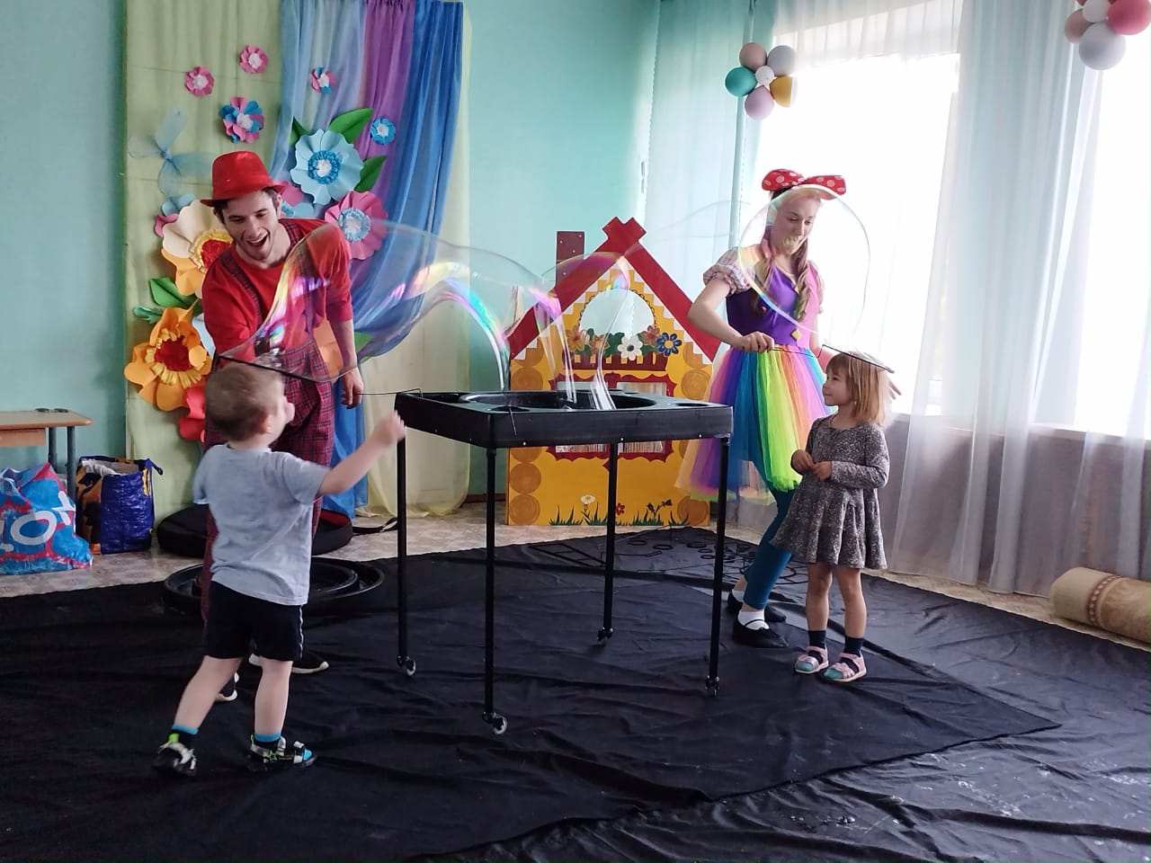 Шоу мыльных пузырей