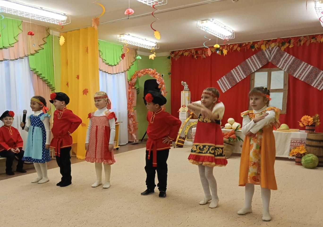 КАПУСТНЫЕ ПОСИДЕЛКИ 