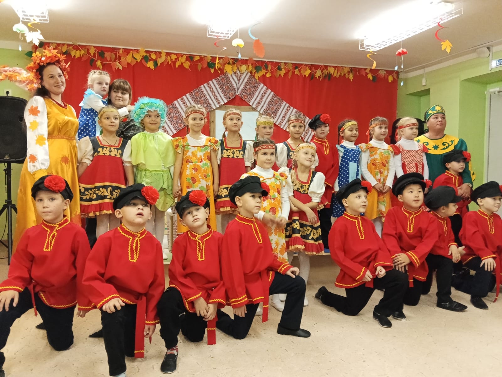 КАПУСТНЫЕ ПОСИДЕЛКИ