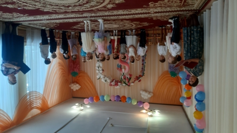 Международный женский День 8 марта