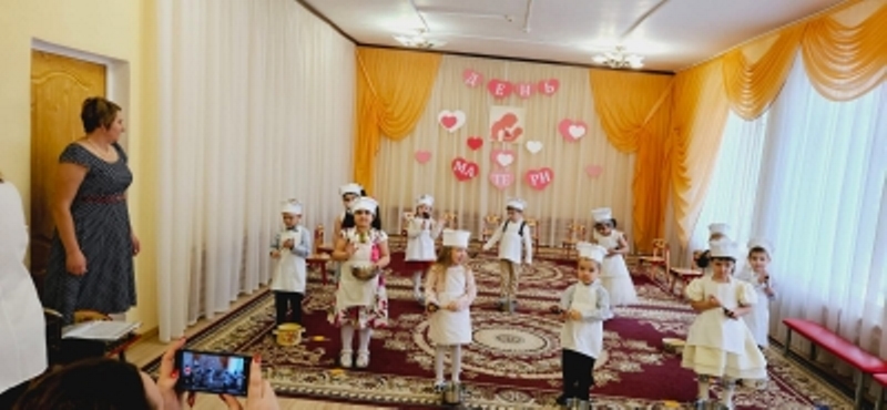 "Сердечко для мамы"