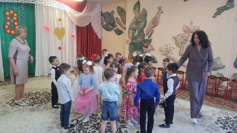 7 марта в старшей группе № 3 прошел праздник для мам