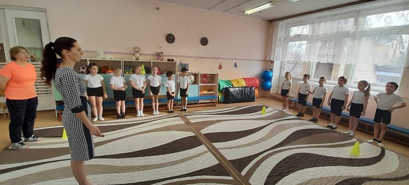 10 февраля был финальный день зимней спартакиады в подготовительной группе № 6 "Улыбка"