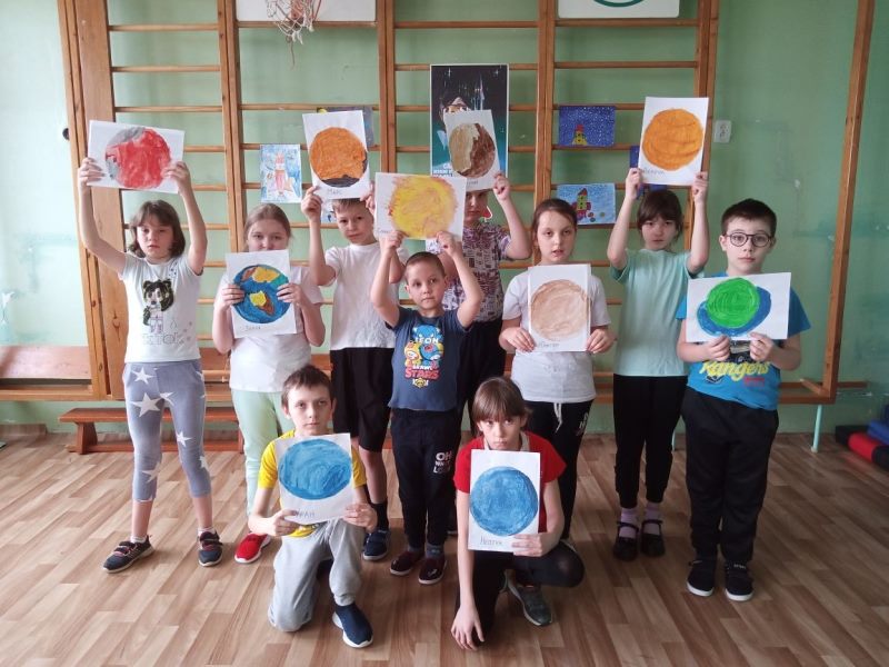 Если очень захотеть, можно в космос полететь Если очень захотеть, можно в космос полететь