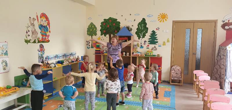 Развлечение в младшей группе 