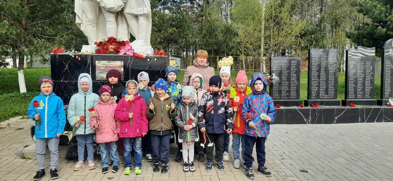 Мемориал павших в Сквере Памяти