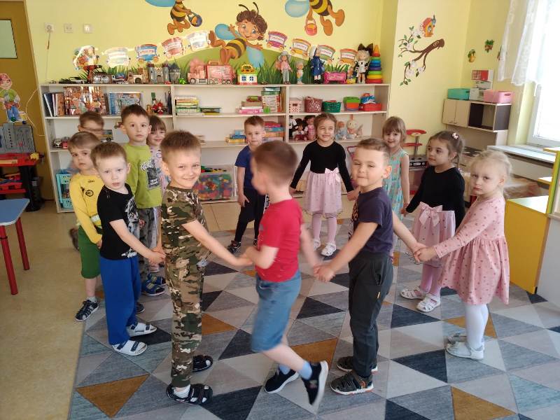 День русской берёзы в средней группе "Пчелки"