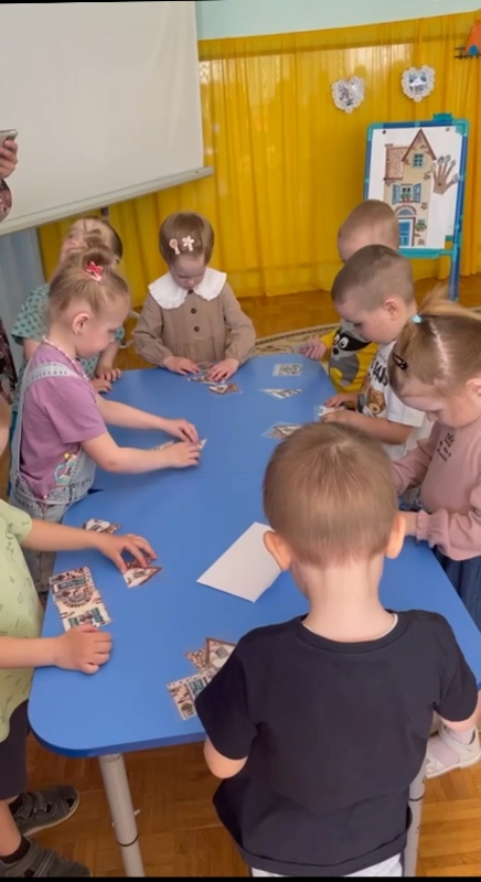 ОД по нравственно – патриотическому воспитанию в младшей группе "Мама, папа, я - дружная семья"