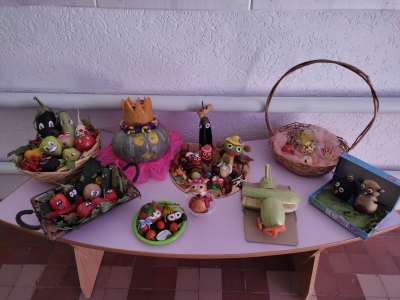 Выставка работ из фруктов и овощей "Дервиза - праздник урожая"