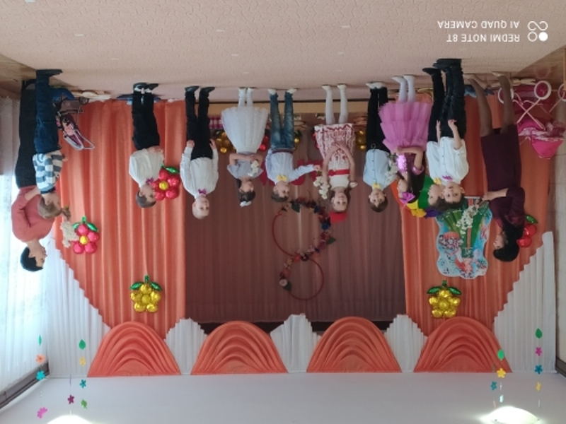 Утренник к 8 марта в старшей группе