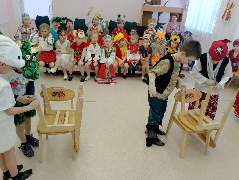 Играем святки, веселитесь, ребятки!