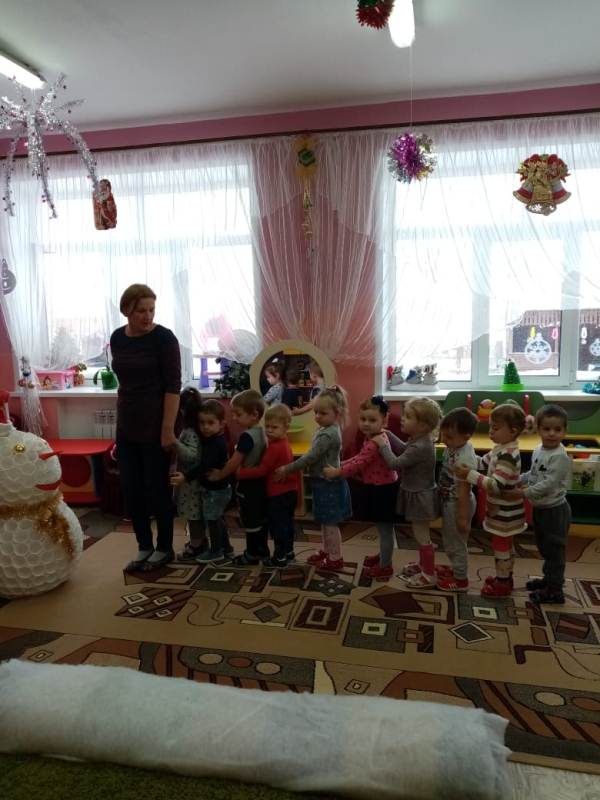 Физкультурное развлечение в первой младшей группе 