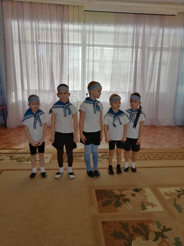 Музыкально-физкультурный праздник к 23 февраля