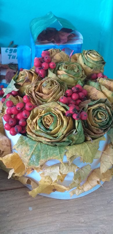 Выставка поделок "Осенние фантазии"