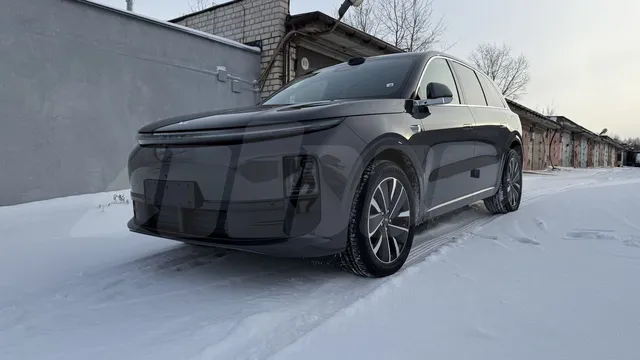 Li Auto L6 — миниатюра 1