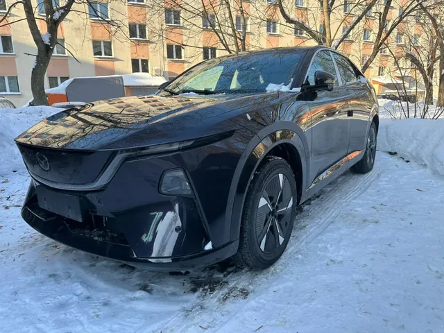 Mazda EZ-60 — миниатюра 1