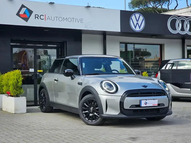 MINI Cooper 3p 1.5 Essential Premium Virtual Cockpit — миниатюра 1