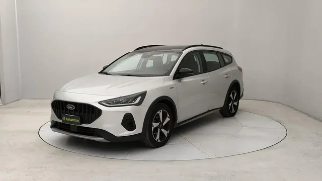 Ford Focus 1.0 ecoboost h Design 125cv powershift — миниатюра 1