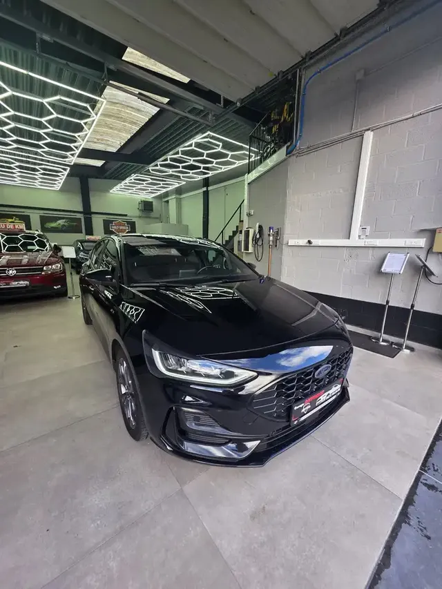 Ford Focus ST LINE//LED//GARANTIE — миниатюра 1