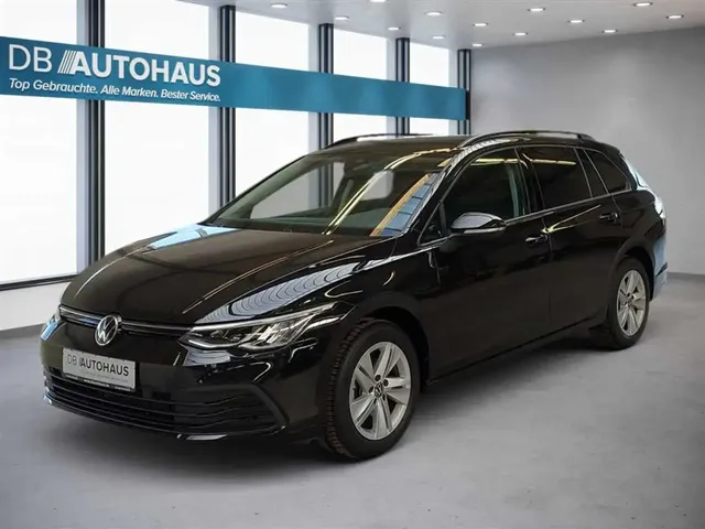 Volkswagen Golf Life 1.0 eTSI DSG — миниатюра 1