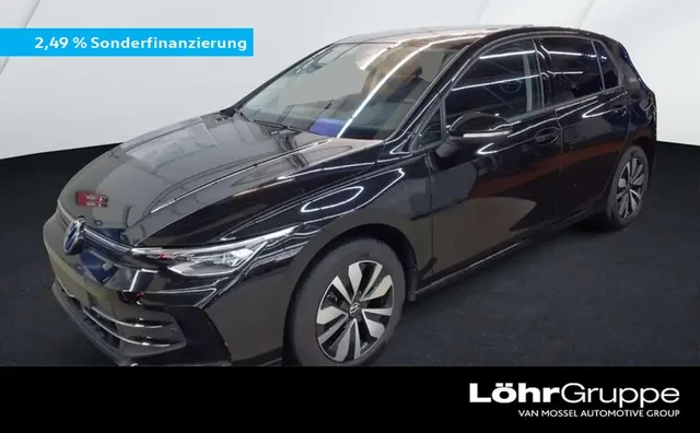 Volkswagen Golf 1.5 eTSI DSG Goal "2,49%" AHK, RFK, ACC, Navi.,... — миниатюра 1