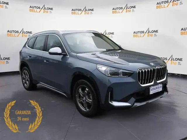BMW X1 sDrive 18i X-Line DCT — миниатюра 1