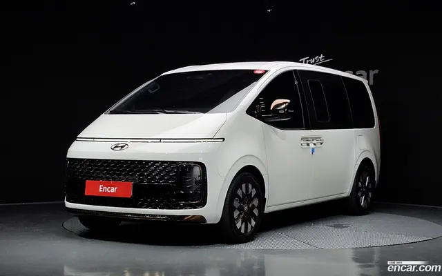 Hyundai Staria 9 — миниатюра 1