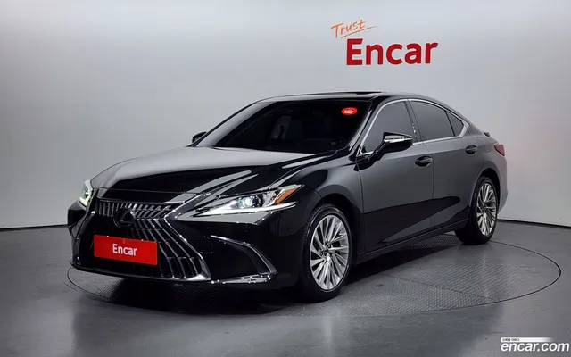 Lexus ES 300h — миниатюра 1