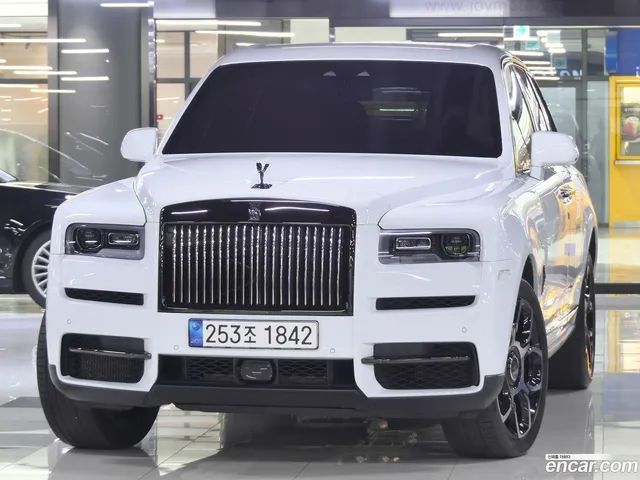 Rolls-Royce Cullinan 6.7 V12 — миниатюра 1