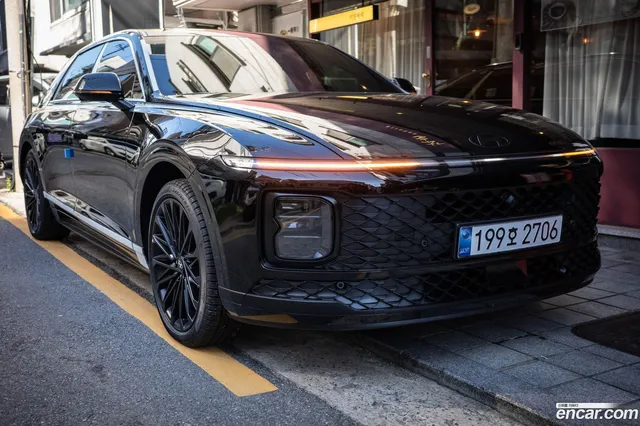 Hyundai Grandeur Hybrid (GN7) — миниатюра 1