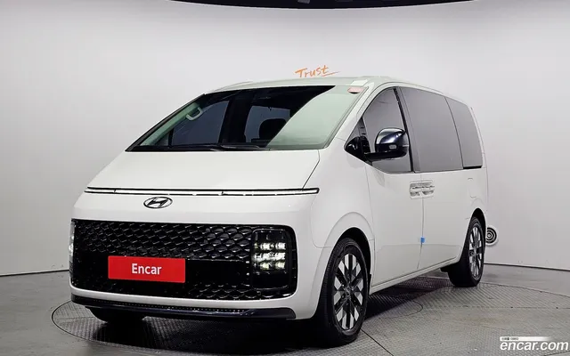 Hyundai Staria L3.5 9 — миниатюра 1