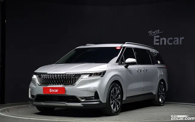 Kia Carnival 9 — миниатюра 1
