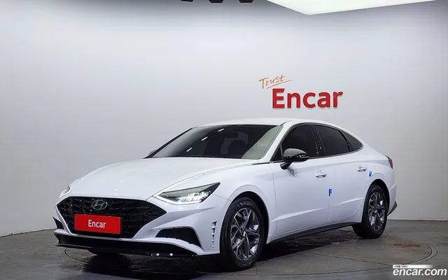 Hyundai Sonata (DN8) 2.0 — миниатюра 1