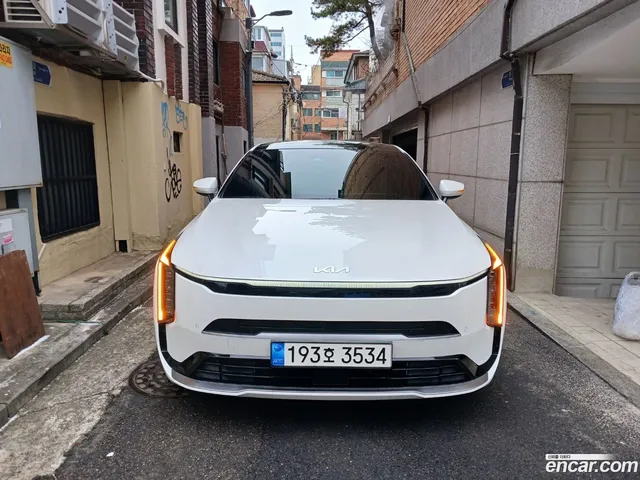 Kia K8 — миниатюра 1