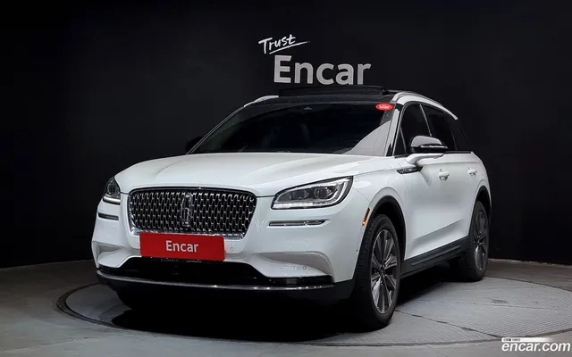 Lincoln Corsair 2.0 AWD — миниатюра 1