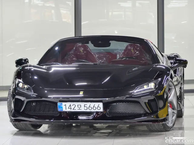 Ferrari F8 Spider 3.9 V8 — миниатюра 1