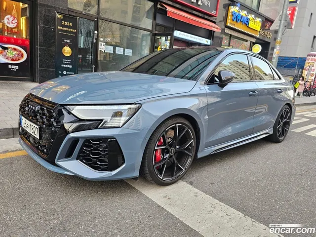 Audi RS3 (8Y) 2.5 TFSI — миниатюра 1