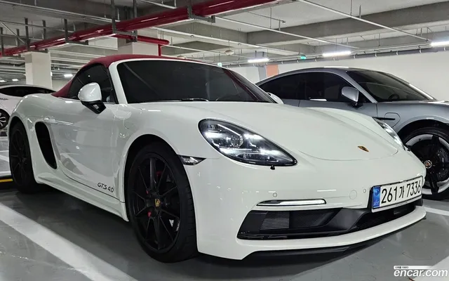 Porsche 718 Boxster 4.0 GTS — миниатюра 1