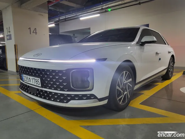 Hyundai Grandeur Hybrid (GN7) — миниатюра 1