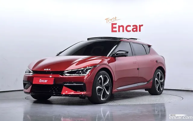 Kia EV6 — миниатюра 1