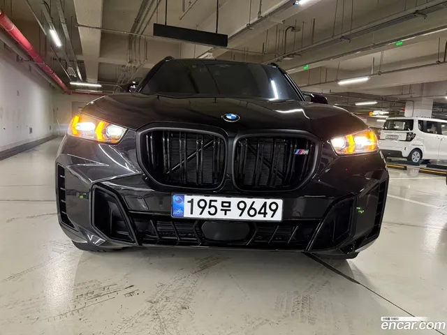 BMW X5 (G05) M60i — миниатюра 1